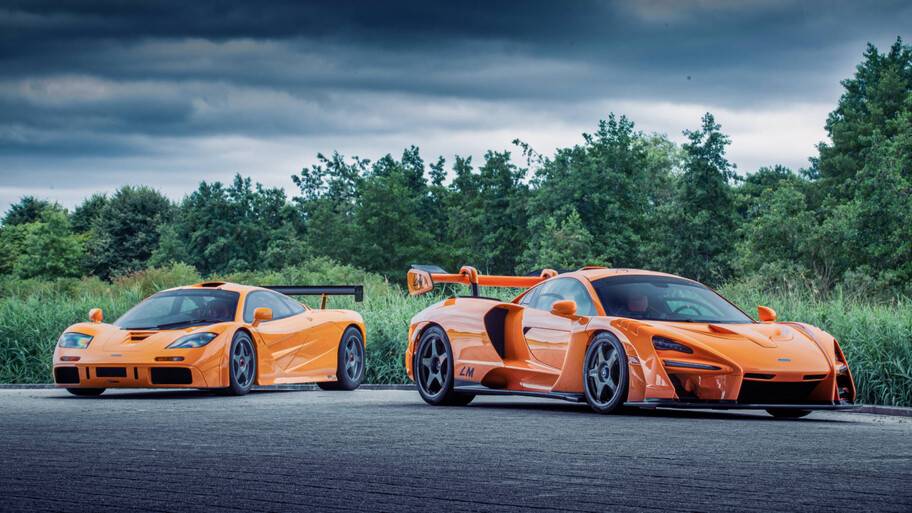 Autocosmos's tweet photo. Descubre la nueva edición híper exclusiva del @McLarenAuto #SennaLM 2021 😎 Solo se producirán 5 unidades de este modelo que le rinde homenaje al #F1 #GTR que ganó #LeMans en 1995, cuenta con elementos bañados en oro, etc. 🔥 👉 https://t.co/G5eiNwWvyZ https://t.co/cbO5MDpjmX