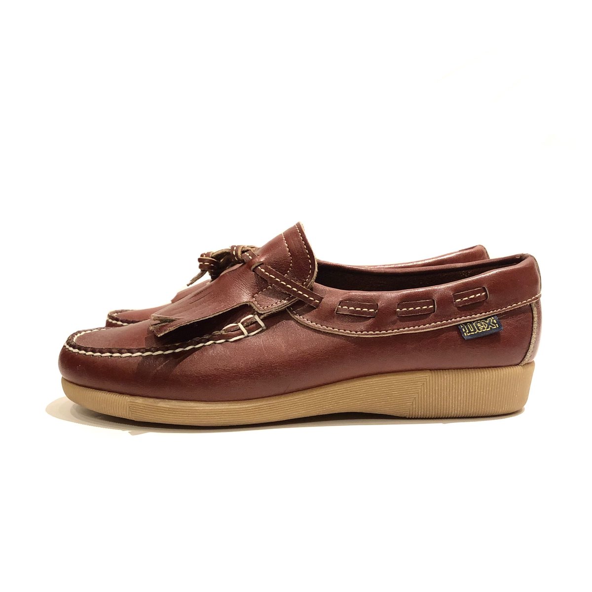 taramake's tweet photo. Made in U.S.A.
Dexter 
タッセルローファー。
#レザーシューズ
#ローファー
#Dexter
#TARAMAKE
#used 
#vintage 
#古着
#fashion
#harajuku https://t.co/2z2WADq798