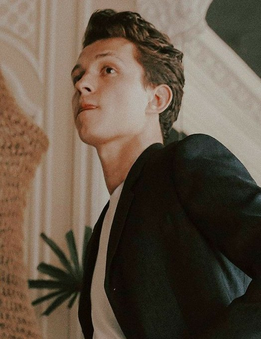 EIntrovertidos's tweet photo. Hagan conmigo lo que quieran, bebés... 🤭😏
#TimotheeChalamet #TomHolland https://t.co/zL9lnls5kD