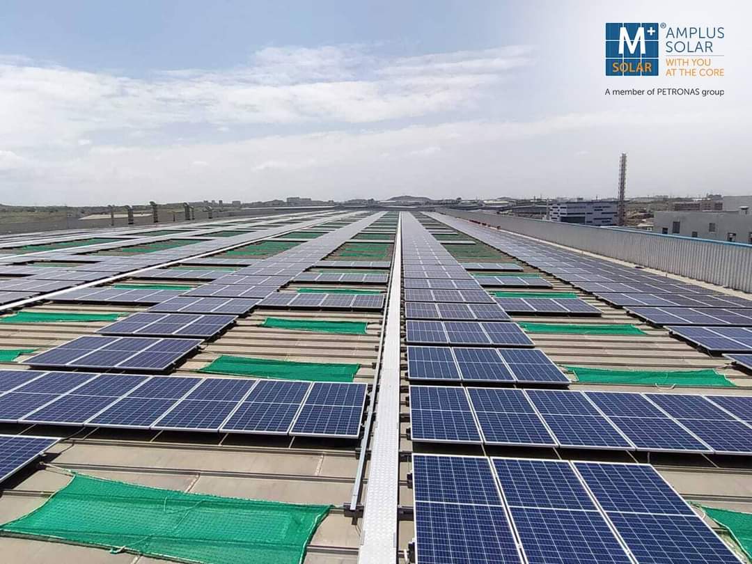 amplussolar's tweet image. #ProjectInauguration

#thyssenkrupp has switched to #GreenEnergy with a 755 kWp #Rooftop Plant &amp;amp; a 65 kWp Carport at Chakan, #Pune.

The plant was inaugurated on 1st September by Mr. Manish Mehan, CEO, thyssenkrupp.

@tk_elevator @thyssenkrupp #Project #renewableenergy #solar