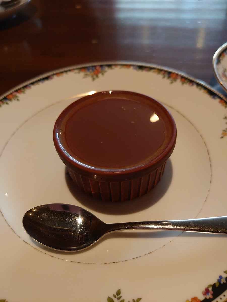 kyon2pm's tweet photo. 食後のお茶しに歩いて移動🚶♀🚶♀
久しぶりの『Drop in Cafe』さんへ
プリンセットいただきました🤗
#dropincafe
#プリンセット
#珈琲 https://t.co/KtXvgPsg2E