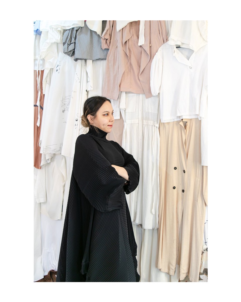 fashionteria's tweet photo. From my new collection
#F/W2020Collection #NewNormal2020 #newlook #newnormallife #postcovidlook #forwardfashion #nextfashion #newtrend #2020 https://t.co/dTmoDhRPMe