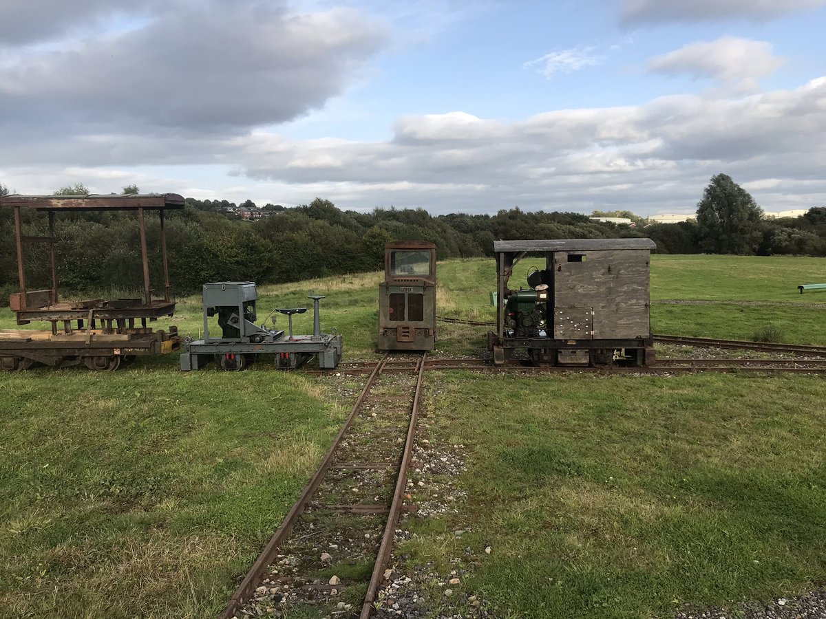 Jon Sharman (@sharmansharman3) on Twitter photo All 4 Lister Blackstone locos our together on the field railway at <a href="/ApedaleRailway/">Apedale Railway</a> <a href="/Lister_Petter_/">Lister Petter</a> All 4 Lister Blackstone locos our together on the field railway at <a href="/ApedaleRailway/">Apedale Railway</a> <a href="/Lister_Petter_/">Lister Petter</a>