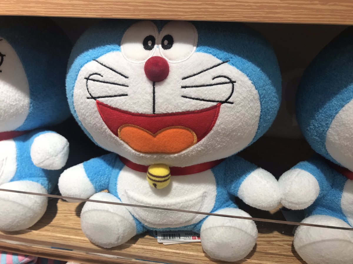 ほいこーろー 上海の風景 中国版ダイソーで有名なメイソウ Miniso キャラクター系の商品とか陳列してるけど クオリティが微妙 販売許可とかは大丈夫 Shanghai China メイソウ