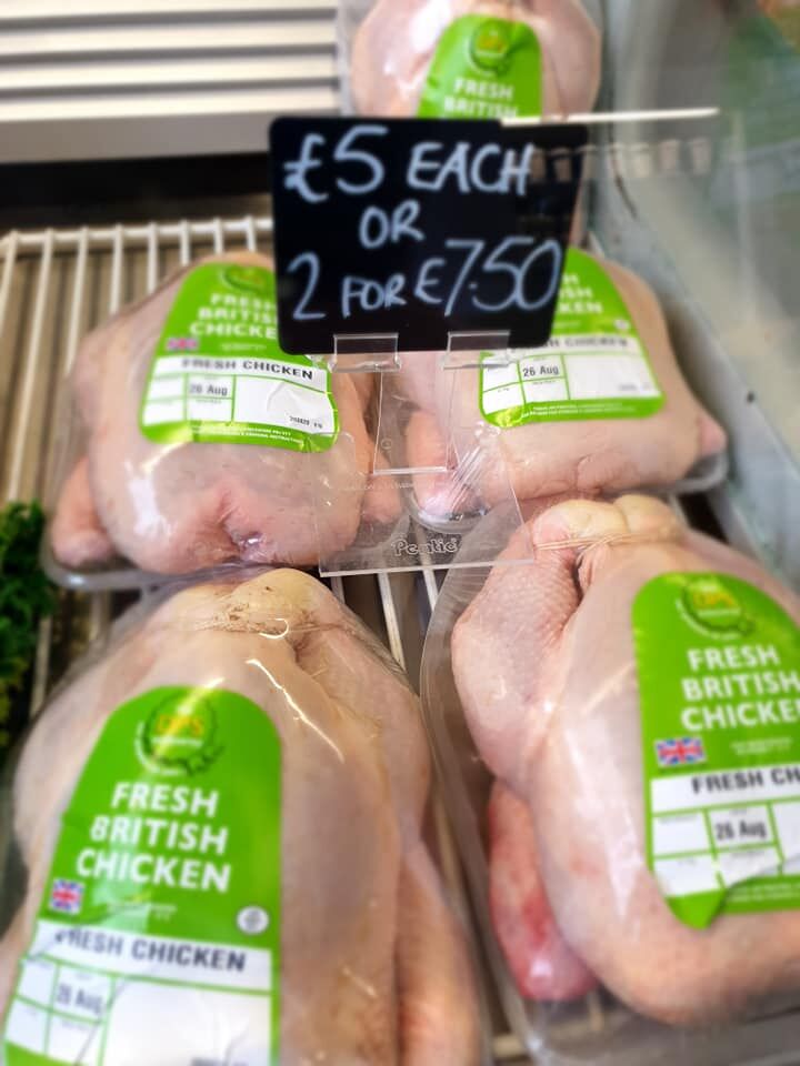 Who's got their chicken ready for Sunday lunch tomorrow? 🍗🍽
Get in touch to arrange your delivery today bit.ly/3lZflQw