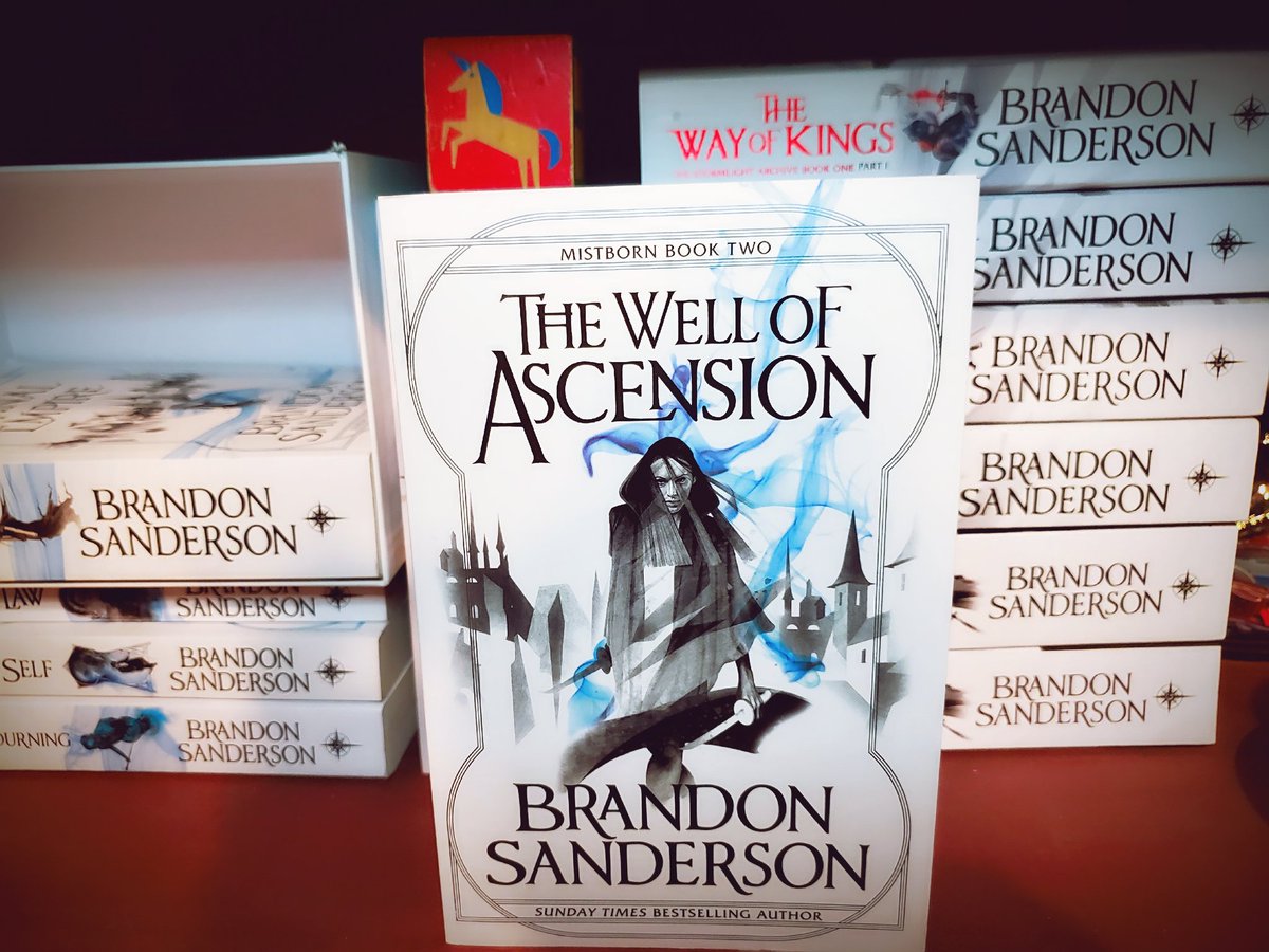bobbiedustypage's tweet photo. Finished The Well of Ascension and LOVED it! #BOOKOPLATHON 500+ pages #monsterathon good looking cover @ST_readathon popular book #NSFWATHON recommend book https://t.co/0RWFvnkMJC