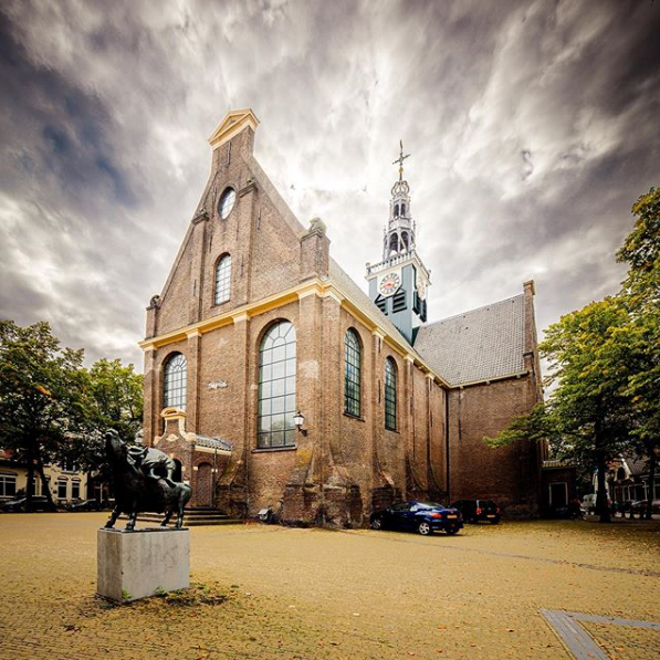 GemZaanstad's tweet photo. Altijd al eens de #Bullekerk van binnen willen bekijken? Of een ander Zaans monument? Grijp dan vandaag of morgen je kans, want het is @OpenMonumentdag! Check https://t.co/31moEXsEh3 voor alle deelnemers in #Zaanstad. Veel plezier! #OM2020
📸 Jeffrey Steenbergen https://t.co/bl1RoeC3Ts