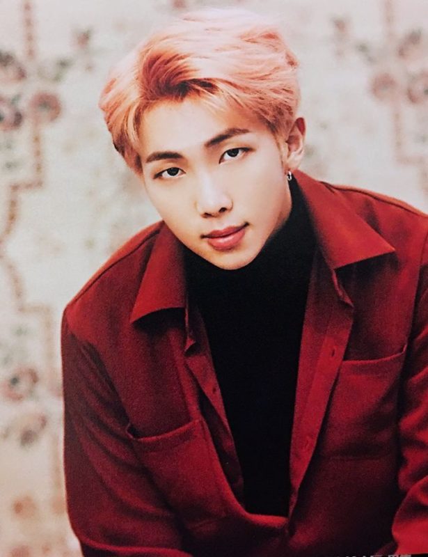 KimSuchonaa's tweet photo. From this to this💜
I'm proud of this man😍💜
#wewearmask
#westaysafe
#Namjoon 
#NamjoonBirthday 
#NamjoonDay
#HappyNamjoonDay
#BTSxBangladeshiARMY 
@Bts_twt @Bd_btsarmy
🇧🇩💜🇧🇩💜 https://t.co/fNlWDl9AGT