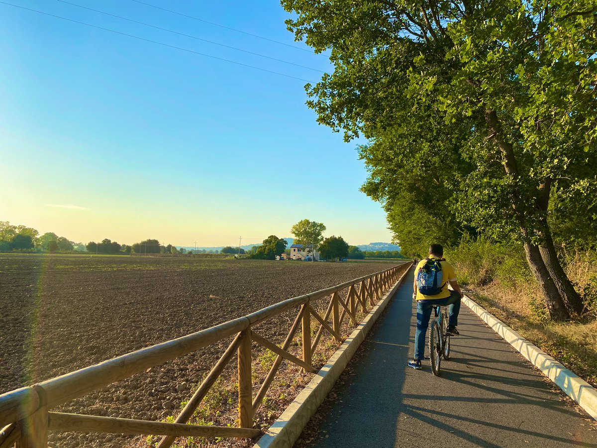 passettoancona's tweet photo. MarcheTourism: RT @italiaconibimbi: La ciclabile nella Riserva del fiume Musone, un’altra meraviglia nascosta che abbiamo scoperto nel nostro tour con #destinazionemarche #Marche 
#adv @MarcheTourism @MarcheTourismEN https://t.co/bubJtPH0qE https://t.co/ZBwHsm8Cpg