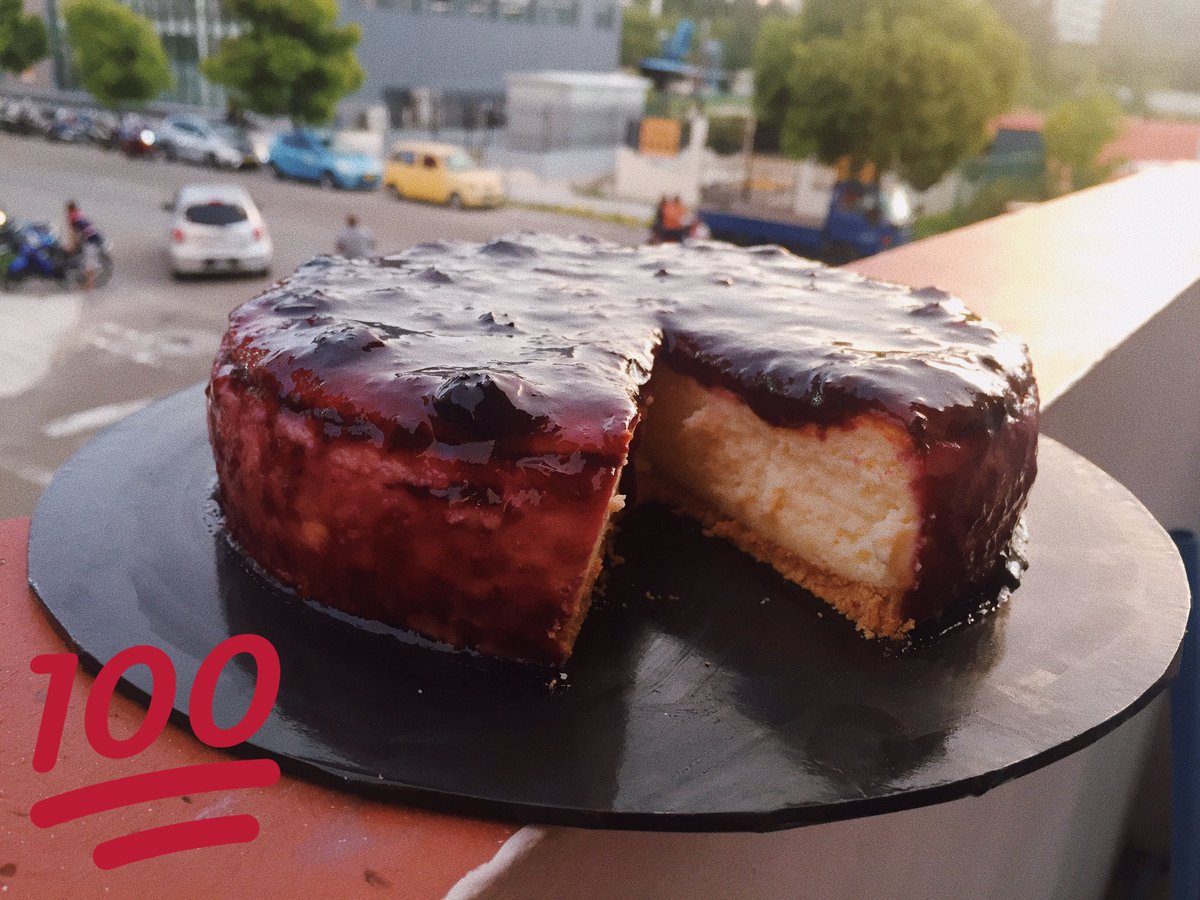 got the cake yesterday and had a hard time saving a slice for today’s brunch lol. can’t believe a whole cake isn’t there anymore maybe next time i’ll get a regular instead of a small blueberry cheesecake by  @FalakAminath  #supporthomebakersmv