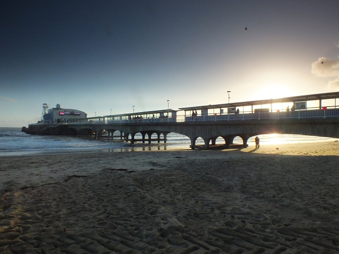 SamWlandscapes's tweet image. Bournemouth pier #Dorset #beach