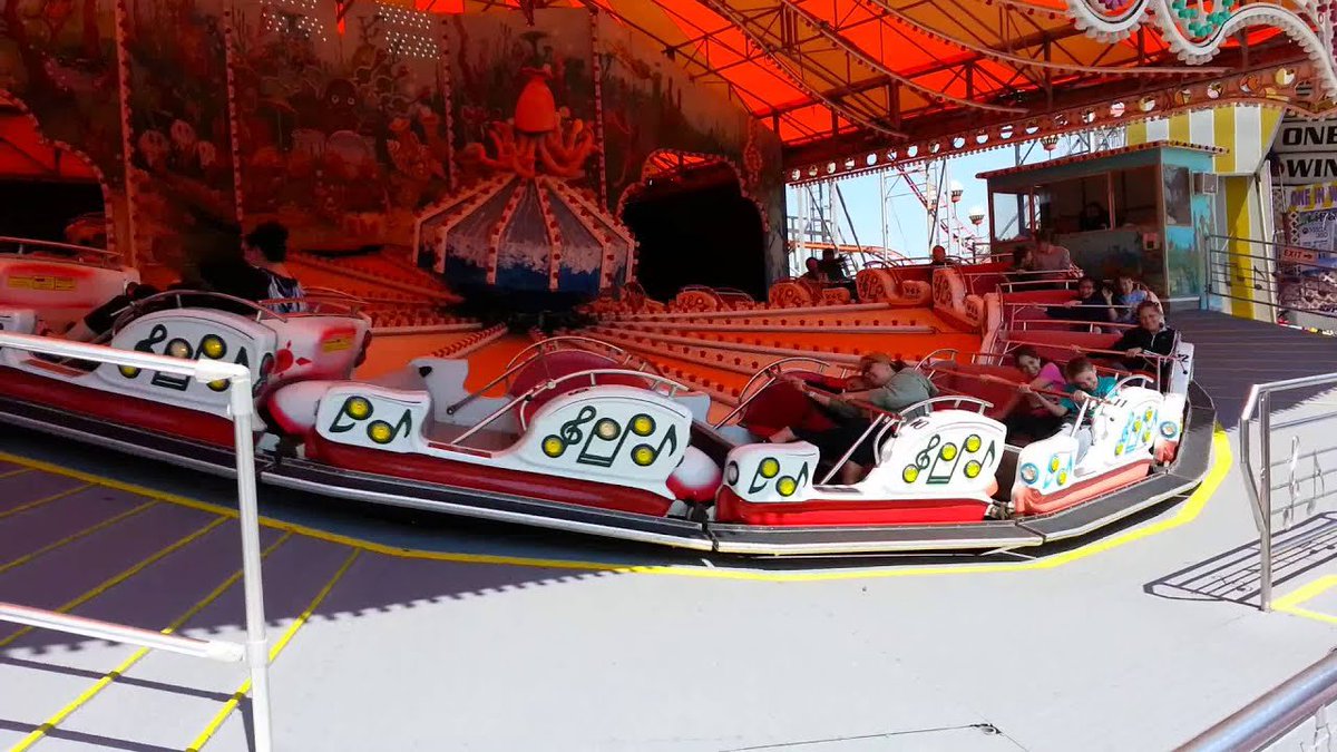 VERY GOOD RIDE THIS ONE GETS AN A TIER I LOVE WHEN THESE THINGS GO BACKWARDS SUPER FAST