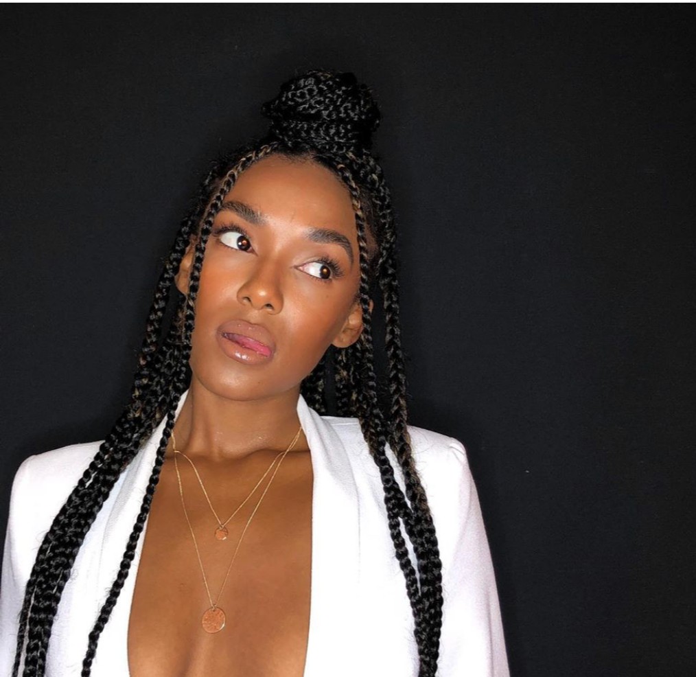 SheaMoistureUK's tweet photo. Looking for braid inspo? @candicebkd is your girl ๐ Tag us in your looks with @sheamoistureuk for the chance to feature on our social media ๐ธ #AtHomeWithShea https://t.co/5D62WmWxh5