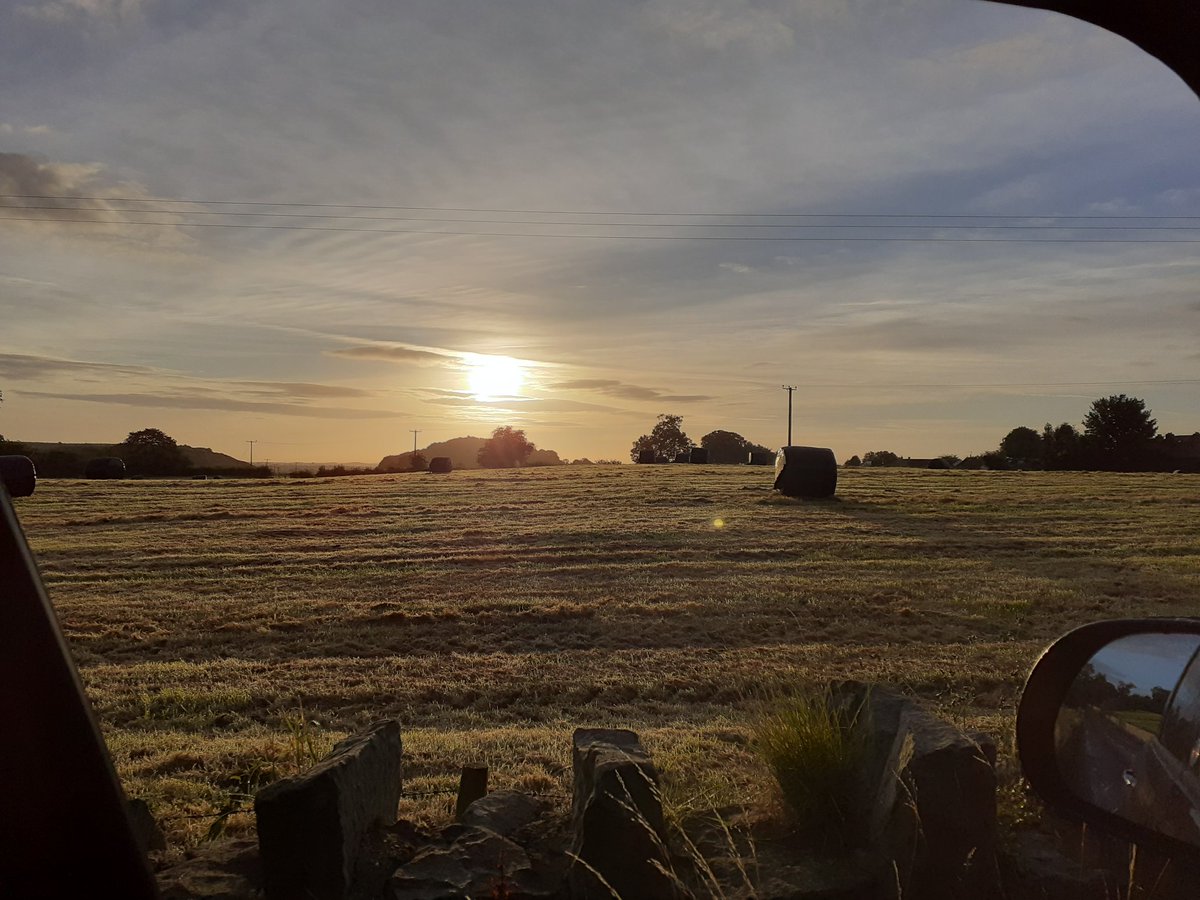 H4V_Alabare's tweet photo. Good Morning Wales! Day two of #Offa2020 with over 65 miles done. Off at the crack of dawn. All doing well. Keep cheering on. Please donate at https://t.co/pFRrtUsIWv #homeless #Veterans #DoingSomethingAmazing https://t.co/b2G8qfMacJ