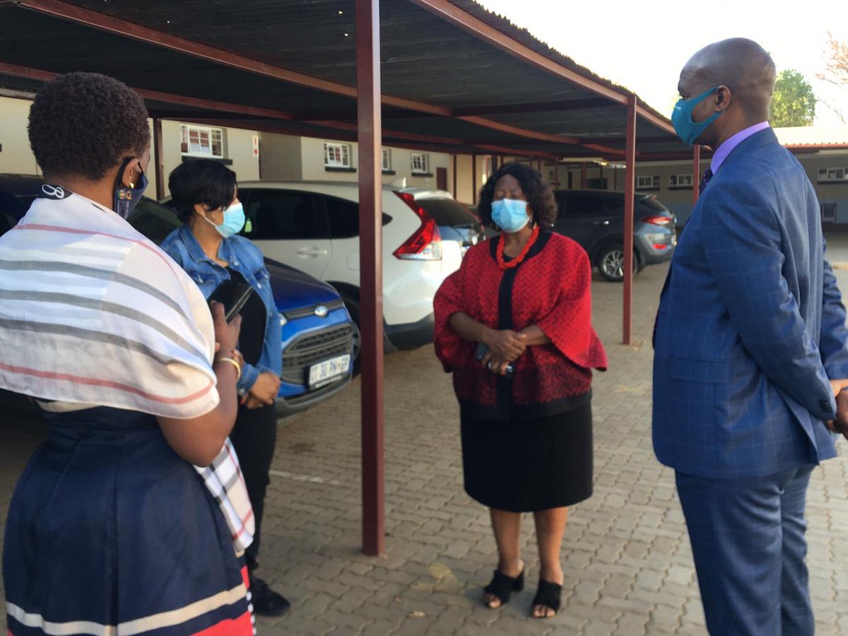 DBE_SA's tweet photo. Basic Education DG @HubertMweli and Spokesperson @ElijahMhlanga visiting matrics preparing for their exams in the Tshwane South District this morning.
@ReginahMhaule
#BackToSchoolSA https://t.co/2Xnmutjc2h