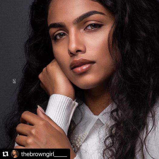 missfabbindia's tweet photo. In the end ,
We all just want someone 
Who chooses us ...
Over everyone else ,
Under any circumstances. ♡
#brownskingirls #fashionblogger #fashion #fitnessmodel #makeup #missfabb #missfabbindia #missfabbpune #bestbeautypageant #pageant #winner #pune https://t.co/VyenkdEvic