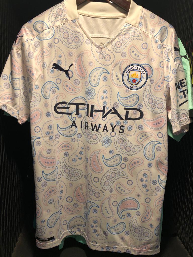 fexpressgading's tweet photo. @Jerseyforum #jersey4sale https://t.co/uyVvmExF3J home, away dan 3rd 20/21 harga 1.000.000 bisa wa 085814245361/08161401387 https://t.co/JH7SWyxoIH