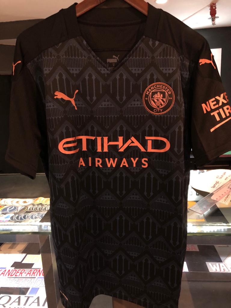 fexpressgading's tweet photo. @Jerseyforum #jersey4sale https://t.co/uyVvmExF3J home, away dan 3rd 20/21 harga 1.000.000 bisa wa 085814245361/08161401387 https://t.co/JH7SWyxoIH
