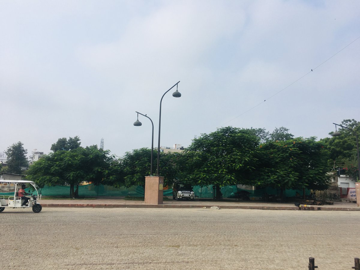 I believe the proposed museum could be built there. I still remember when Mulayam Singh Yadav became the CM of UP during 2003-2007, he allotted that land to Dr. Kalbe Sadiq, a Lucknow based religious cleric to build a degree college for girls. Later on, when Mayawati became.. 8