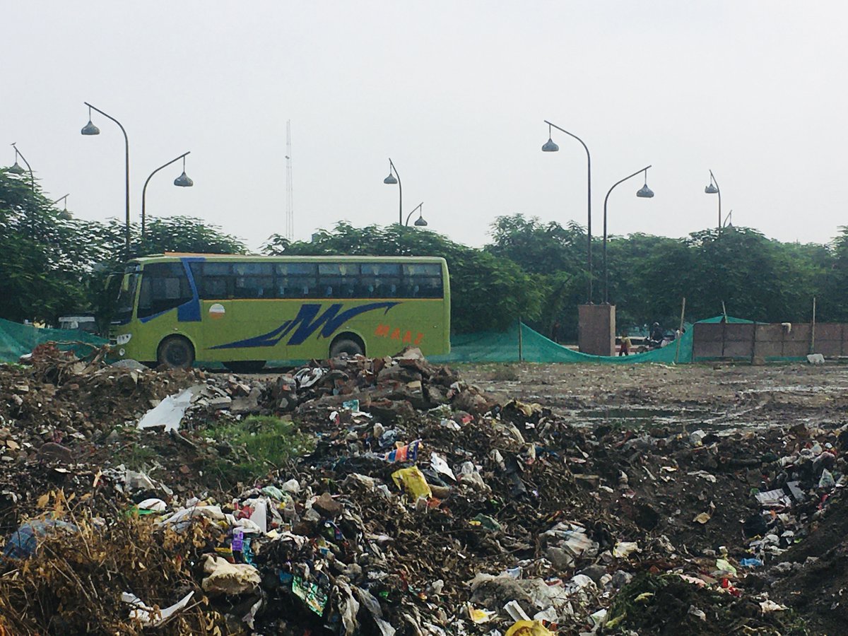 by the residents of Lajpat Nagar as dumping ground and also as a Bus parking stand. The Company Bagh flyover is also being built on the Husainabad Trust’s land and it is not recorded anywhere how this land was acquired by Setu Nigam from the Husainabad Trust. 10