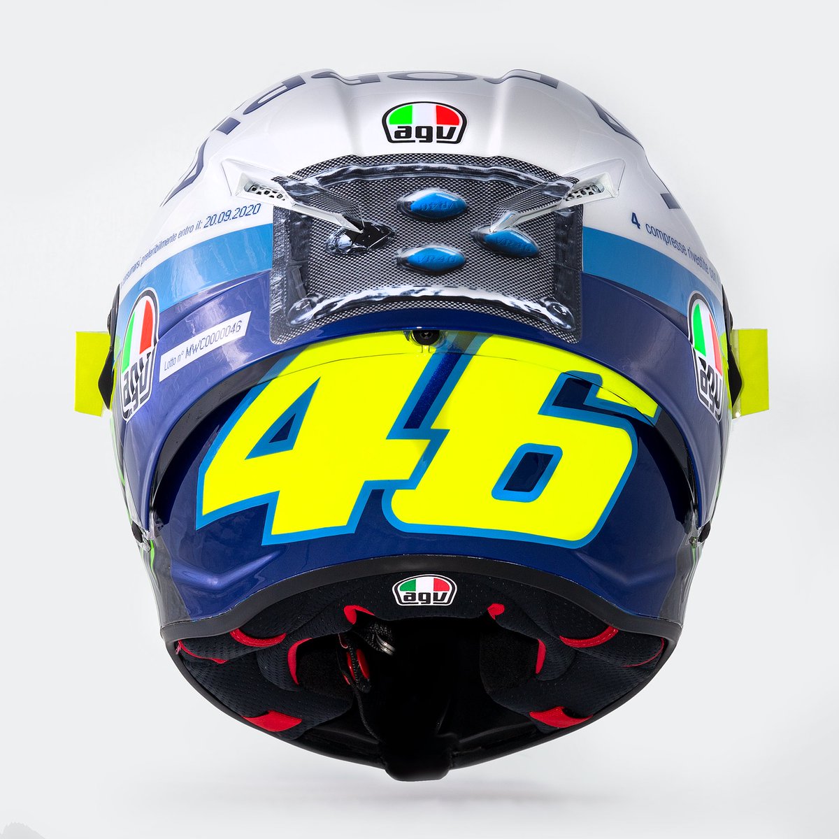 fanclubVR46's tweet photo. LA DOPPIA di Misano 46mg 
4 compresse rivestite con film 
Da consumarsi preferibilmente entro il 20.09.2020
Lotto n° MWC0000046
😂😂😂 @ValeYellow46 bellissimo!!! https://t.co/uMBJPBCFxM