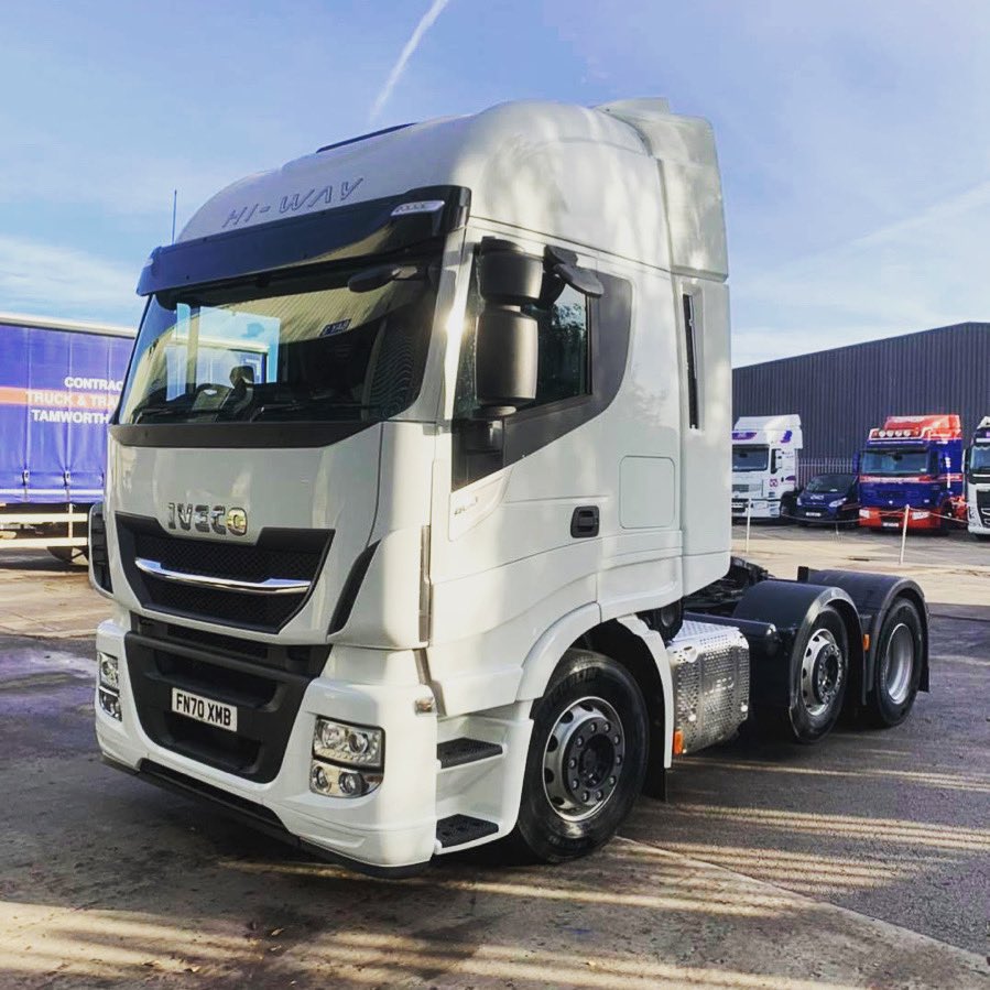 New rental vehicle delivered to JCT HQ this morning first New Iveco for a long long time, only ordered late Thursday and got delivered to us this morning!. Great service Shaun Sangha @GuestIvecoTruck <a href="/IVECOUK/">IVECO UK</a>