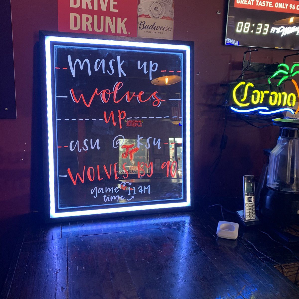 Kara_Richey's tweet photo. .@JTownsGrill has weighed in with their game day prediction. #Wolvesby90 https://t.co/KhfHvT9X1s