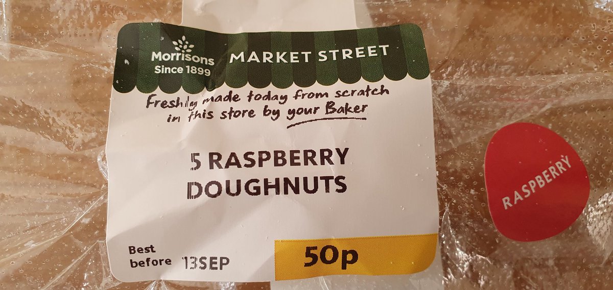 Neil Saunders tweet media