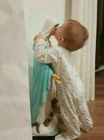 peternguyenn's tweet photo. Catholic children are undefeated in their piety pt. 1 https://t.co/plzUrwT3ag