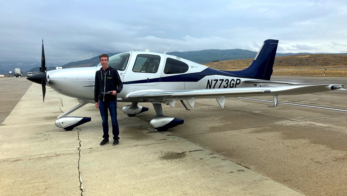 flywithIA's tweet photo. How cool is this? Here is Phil Coyle on day 2 of his personalized mountain flying course with IA Instructor Stephen Slade. #KSBS #flywithia https://t.co/KjvbM851SJ