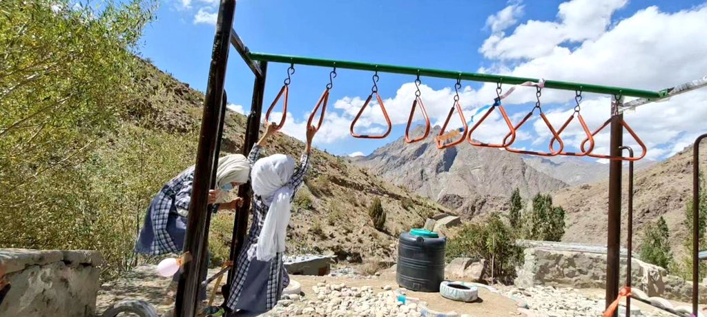 airnewskargil's tweet photo. Councilor @LAHDC_K for Poyen Mohammad Amin Inugurates #Playway Setup at GMS #Hunderman Brok by @17000ft Foundation
Villagers thanked @17000ft & @adgpi for Playway Ground at the School
@prasarbharti @ddnewsladakh @airnewsalerts @ladags @ChoudharyBaseer
#Report @anayat01k https://t.co/xOVlASXw3q