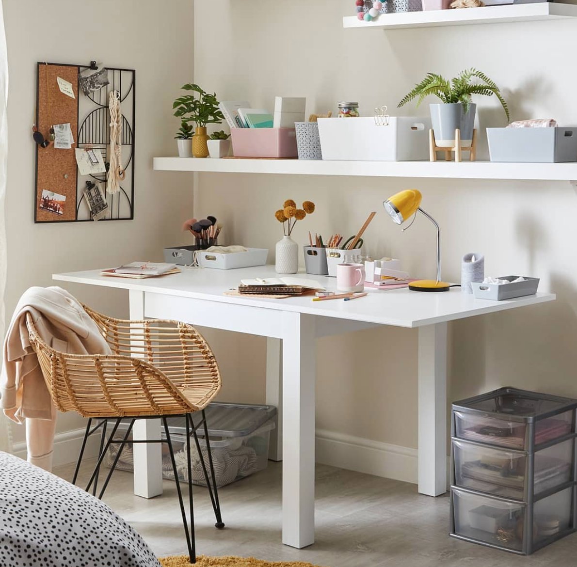 ShopThurrock's tweet photo. Whether you're moving out or studying from home, there's no better time to start planning your work space! @DunelmUK are here to help 👌 https://t.co/DQln0wIG3l