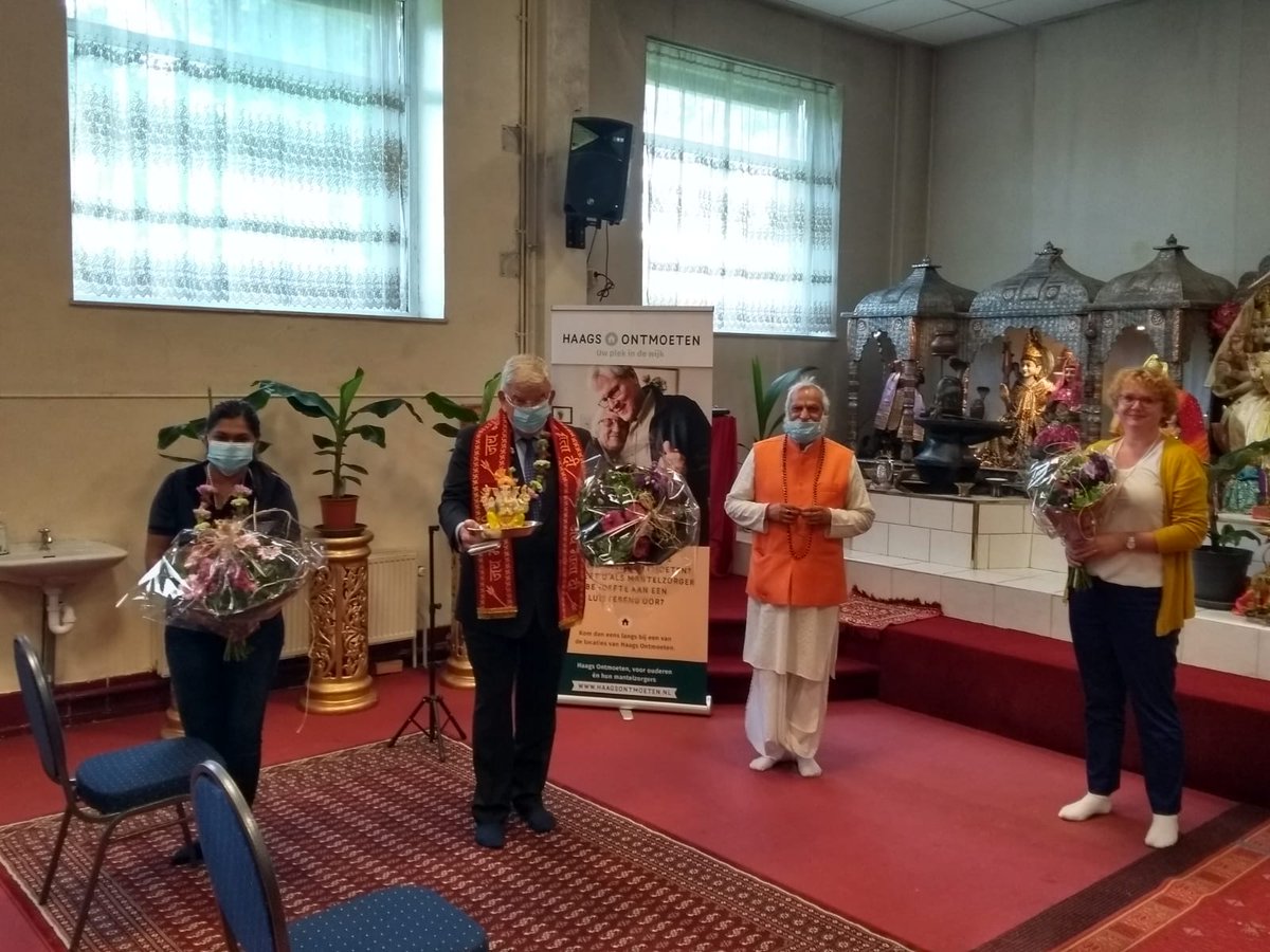 @BurgemeestervanZanen maakte vanmiddag kennis met de #HaagsOntmoeten locatie #SewaBhawan #Laak #Spoorwijk <a href="/KParbhudayal/">Kavita Parbhudayal</a> @XtraWelzijn