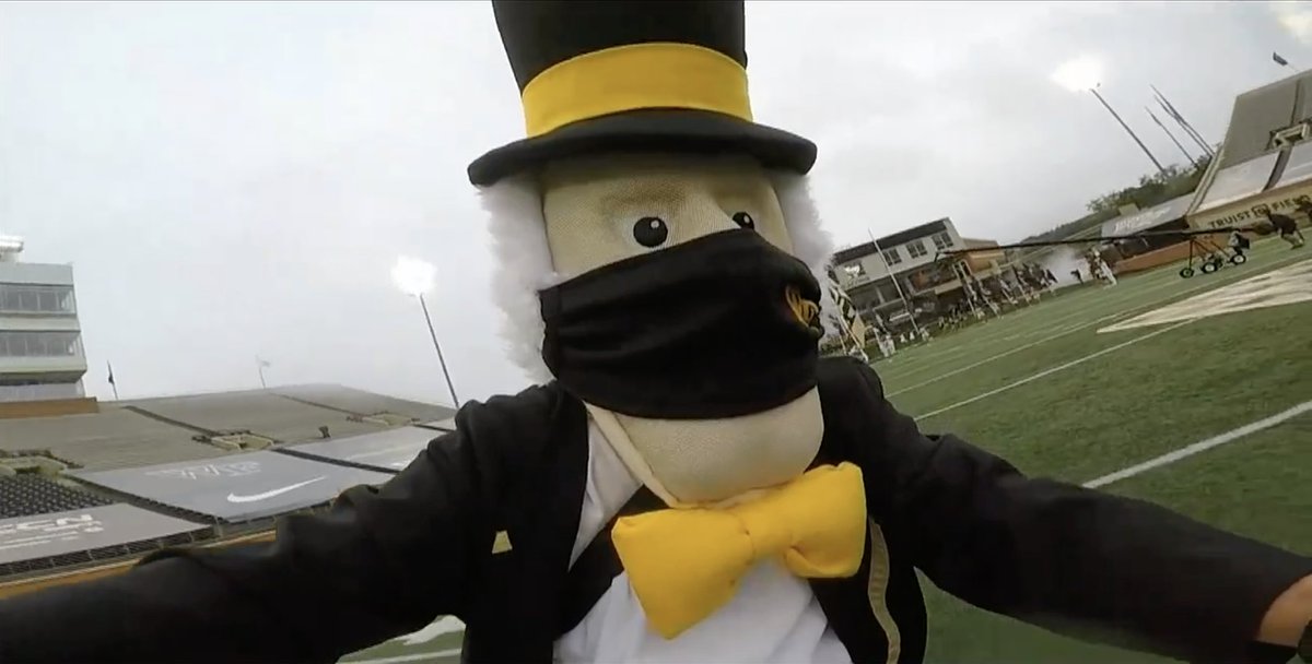 DemonDeacons's tweet photo. 🎩😁🎩😁🎩

#WFGameday | #GoDeacs https://t.co/VJ3yZMyddI