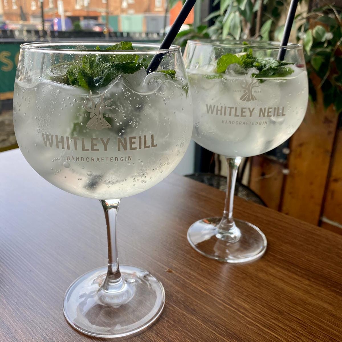 ScottAndWilson1's tweet photo. Fancy a few drinks tonight? #HappyHour is 5pm-7pm and 9pm-Close every day and all day on Sunday! Two of the same #cocktails or #doubles for £10

#cocktail #ginandtonic #gandt #martini #Bacardi #jackdaniels #bombaysapphire #mojito #Rum #espressomartini #pornstarmartini #pinacolada https://t.co/nas8Zvkt4i