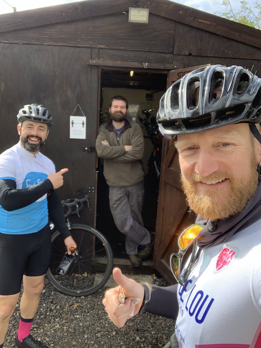 Chain broke again today. Thankfully a passing cyclist told us about Tim <a href="/birkinscycles/">Birkins Cycles</a> what a gent. Thank you for fixing my bike and donating to <a href="/Sue_Ryder/">Sue Ryder</a> #legend #toudelou