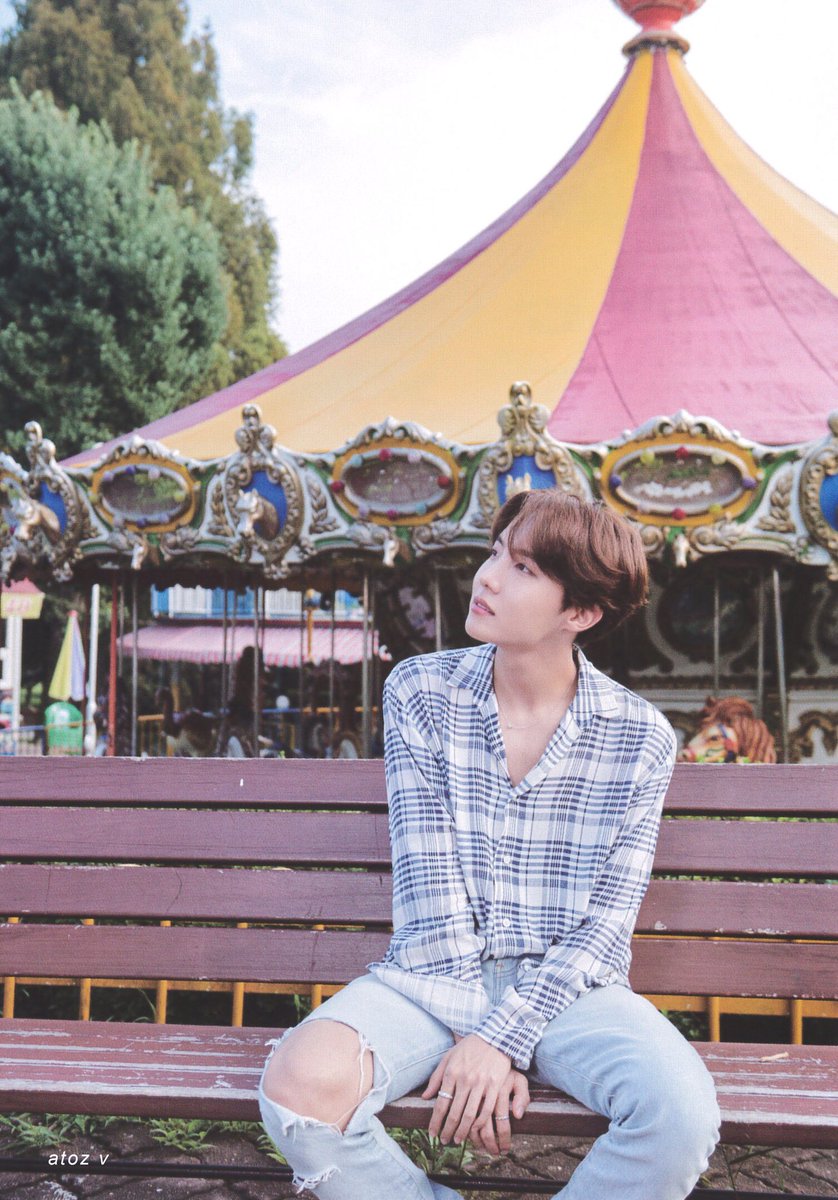 __minmini__'s tweet photo. (💫)Арми, кто там хотел поехать с BTS в парк аттракционах?💜 
@BTS_twt #BTS #BTSARMY https://t.co/uiitcx3jhl