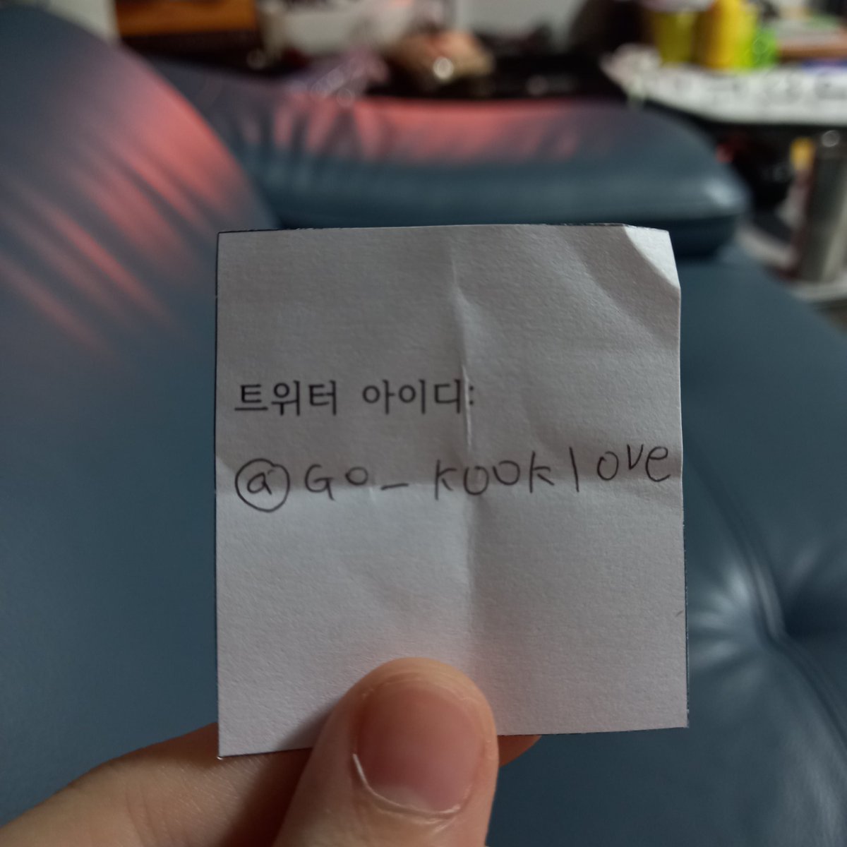 Santa_Rudolph_'s tweet photo. 카페안에서 이벤트 응모하신분들중 당첨자분입니다!!
@Go_kooklove 당첨자분 뎀으로 주소,이름,전화번호,우편번호 보내주세요:)
물품은 페브릭포스터에요😁 https://t.co/ylS5jsx2Ca