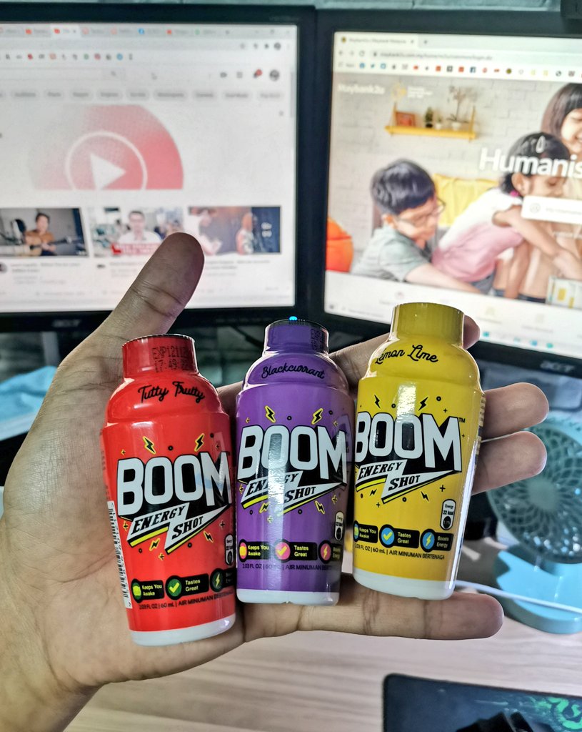 Geng aku dah beli geng 3 flavours terus aku sapu. Selalunya aku ngantuk awal, kita try dulu malam ni pekena barang boek dari HausBoom ni function ke tak.Flavour available:1. Blackcurrant 2. Tutty Fruity3. Lemon #BoomShotX7Eleven 