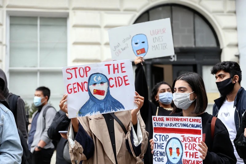 Viral Tweet Sparks Protest in London Against China's Abuse of Uyghur Muslims
turkistantimes.com/en/news-13531.…
#UighurGenocide
#UyghurGenocide
#UyghurSolidarityCampaign
