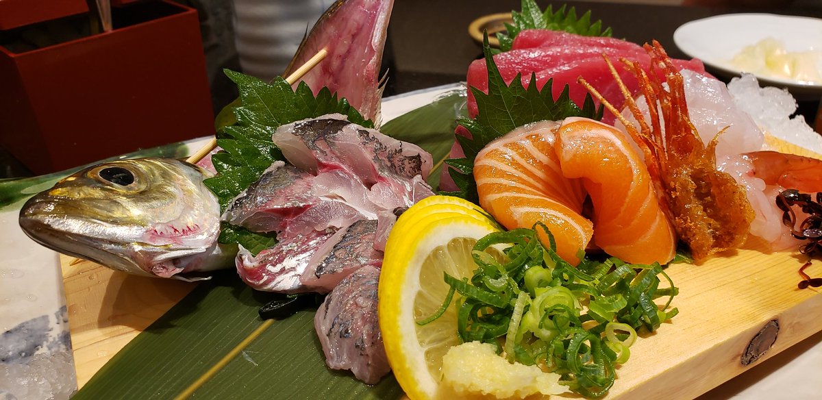 リトルワールドの旅終わり 帰りに推し回転寿司屋で刺身盛食べました 味骨せんべ ミト 5 27狼の皮をかぶった羊姫1巻発売のイラスト リトルワールドの旅終わり 帰りに推し回転寿司屋で刺身盛食べました 味骨せんべ ミト 5 27狼の皮をかぶった羊姫1巻発売のイラスト