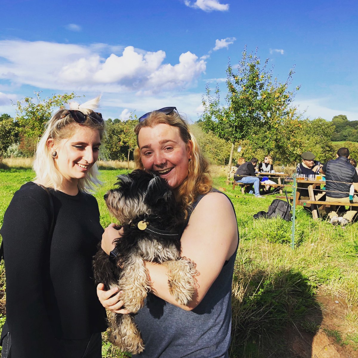 Come and join all the beautiful people (and dogs!) down at the cidery today!

We’re open 12-7pm for Drink In & Take Away. We’ve got some great ciders on the board & a sneak preview of something new from us!

Come and join us if you can!

#discovercider #northherefordshire