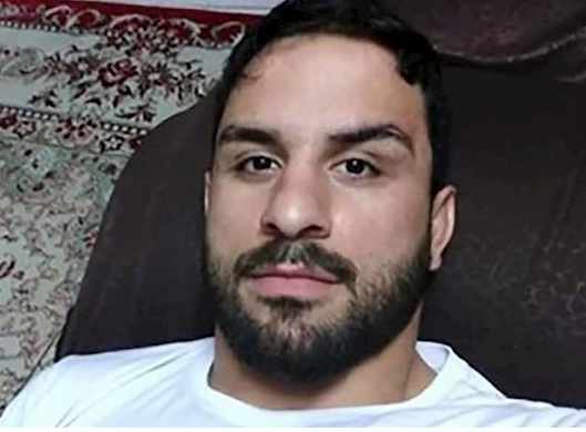 mohammad_1340's tweet photo. قهرمانان ایستاده میمیرند
آنگونه که نوید افکاری ایستاده بر ارزشهای انسانی خود بر دار عشق رفت
یادش و راهش برای همیشه جاویدان
#نوید_افکاری
#IR_ExecutedNavid https://t.co/GDDa8FWvSQ