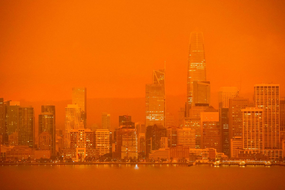 fffitalia's tweet photo. Questo è uno dei tanti colori della #CrisiClimatica, quello arancione del fuoco. 
In #California vediamo il nostro presente e il nostro futuro, che sarà perfino peggiore se non agiamo subito.
#AgiteORA
#ClimateCrisis https://t.co/NX2WPh29Sl