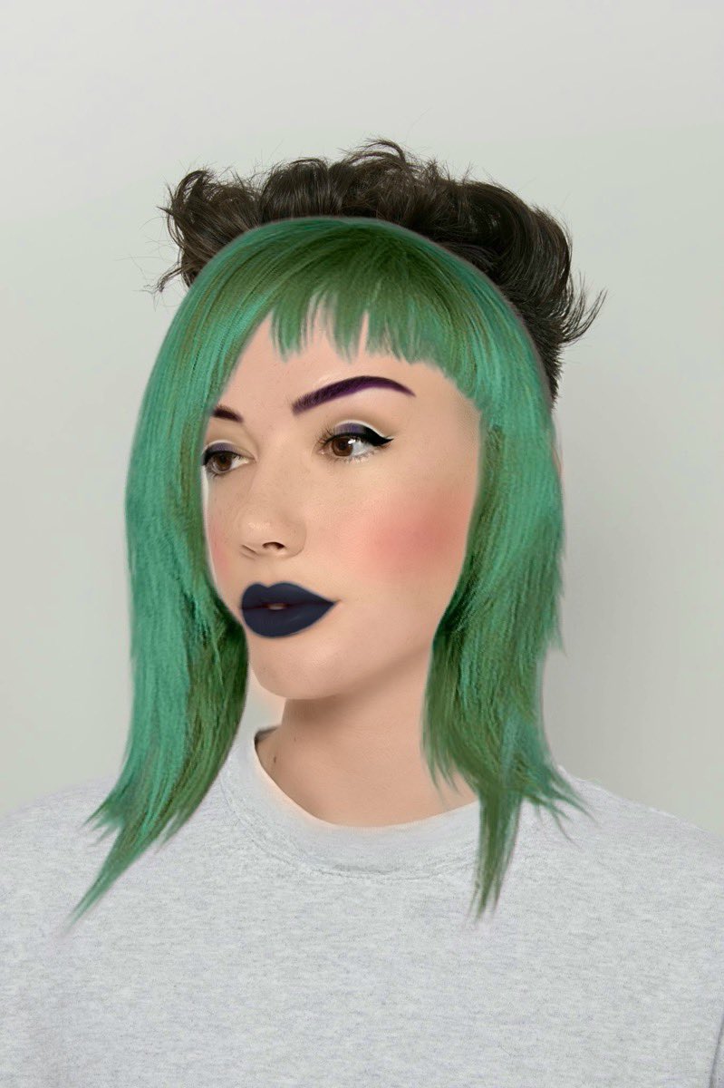 mango01239's tweet photo. @jamescharles The hair 😐😐 https://t.co/11oRmdqvhx