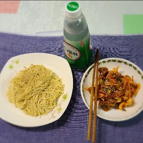 roseoclock_'s tweet image. #HANGYEOM PocketDols new post

Rose들🌹, get the PocketDols app if you don't have it yet! #SEVENOCLOCK #7OC #세븐어클락 @7OC_official