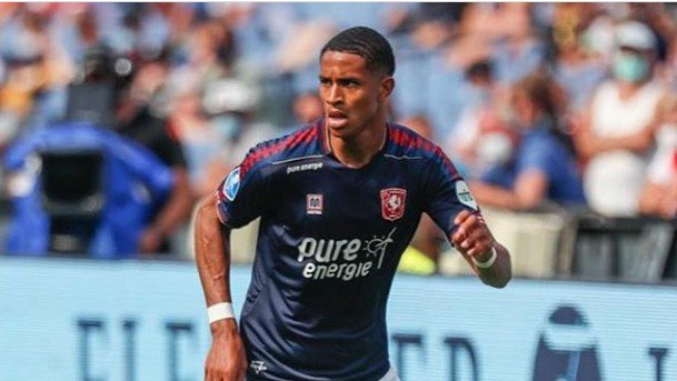 Jayden OosterwoldeClub: FC TwenteAge: 19Position: Left-backNationality: DutchCould be a breakout star in the Eredivisie after making a big impression during pre-season. A powerful and talented full-back.