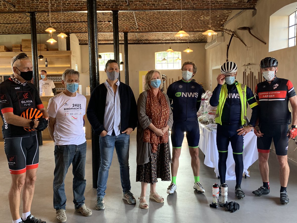 In #Landen heeft vzw Bindkracht al meer dan 60.000 euro ingezameld tijdens de “24 uur van Bindkracht”. Onder meer <a href="/bartschols/">Bart Schols</a>, <a href="/heirbar/">rob heirbaut</a> en Europarlementslid <a href="/peeters_kris1/">Kris Peeters</a> laten zich sponsoren voor de kilometers die ze dit weekend fietsen. #robnieuws #robtv