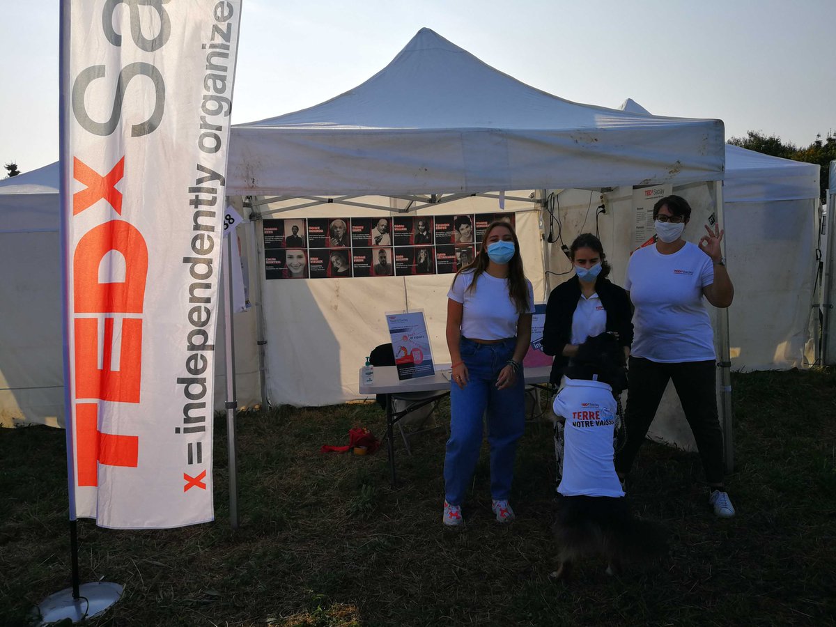 TEDxSaclay's tweet photo. [#TEDxSaclay2020] [Forum des Associations]
C'est parti et notre Mascotte est là ‼️
⚠️Venez nous retrouver à @Igny‼️  @agglopariSaclay @ParisSaclay 
‼️C'est l'occasion d'échanger autour de notre prochain événement @TEDxSaclay 2020 !
📣 cc @FrVigouroux https://t.co/heWkqWWNZ0