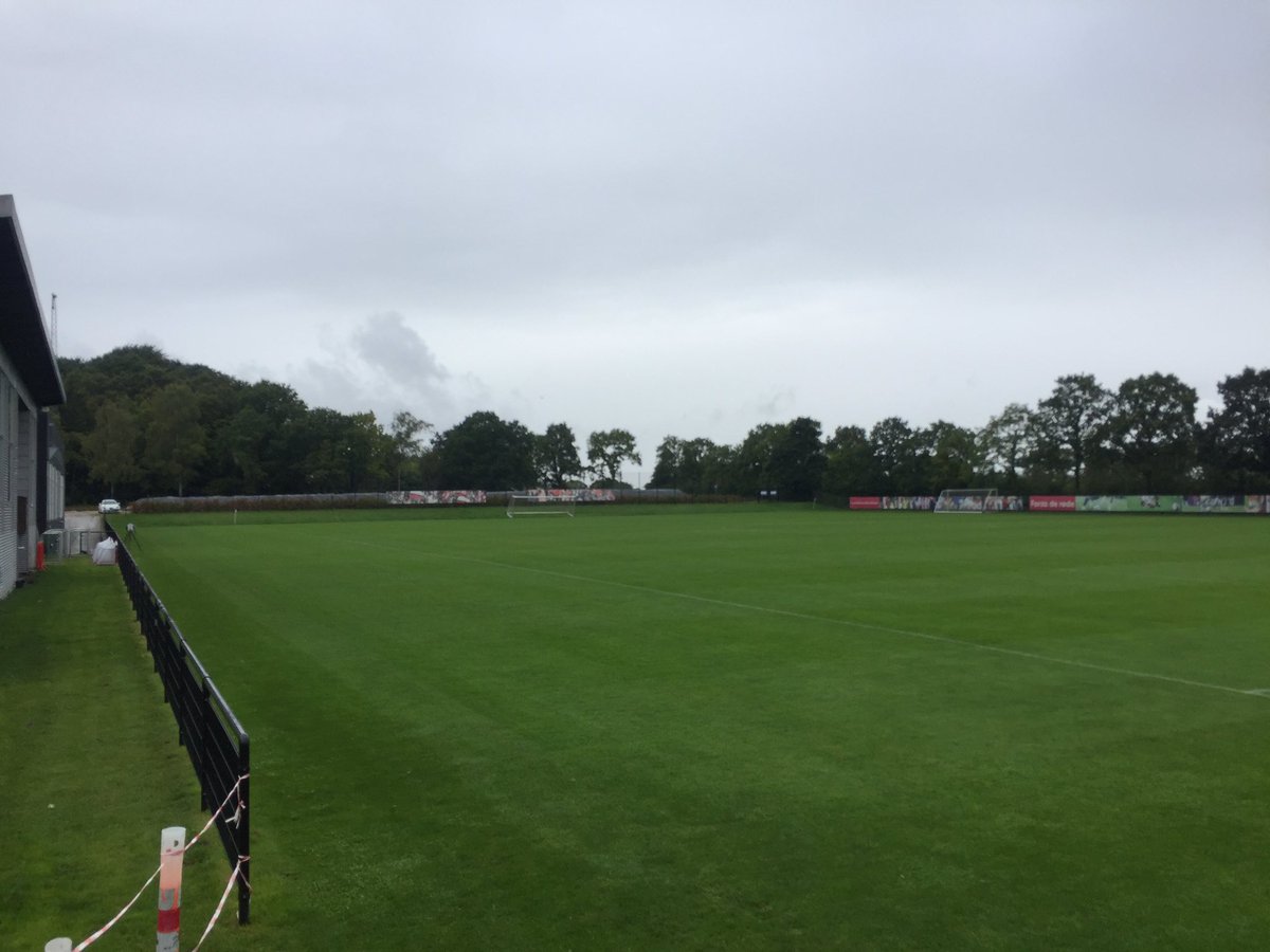 olsson78's tweet image. AaB har tilsyneladende tænkt sig at være usynlige i morgen i Lyngby. Jeg tænker, at det godt kan virke #aabinside